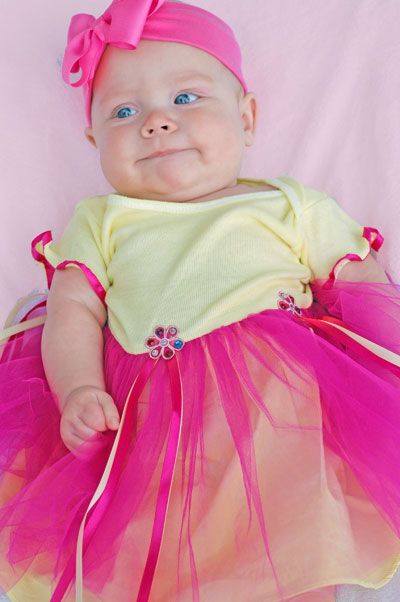 Baby Gowns Newborn on Newborn Baby Clothes Baby Clothes Design  Find The Best Baby