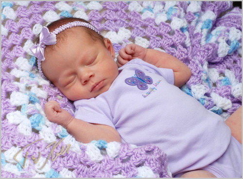 Newborn-Girl-Baby-Clothes-1.jpg